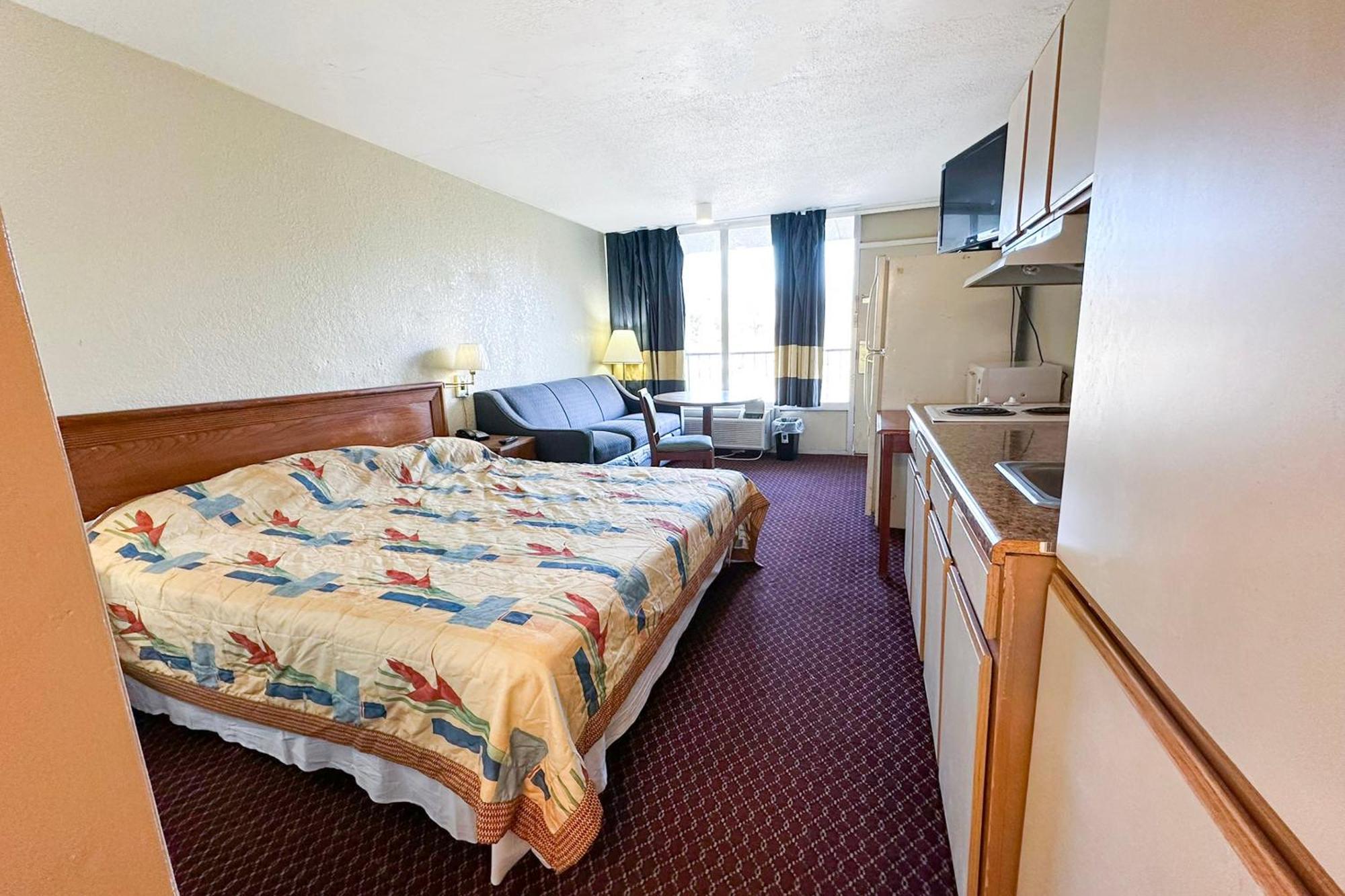 Super Inn & Suites By Oyo Milledgeville Εξωτερικό φωτογραφία