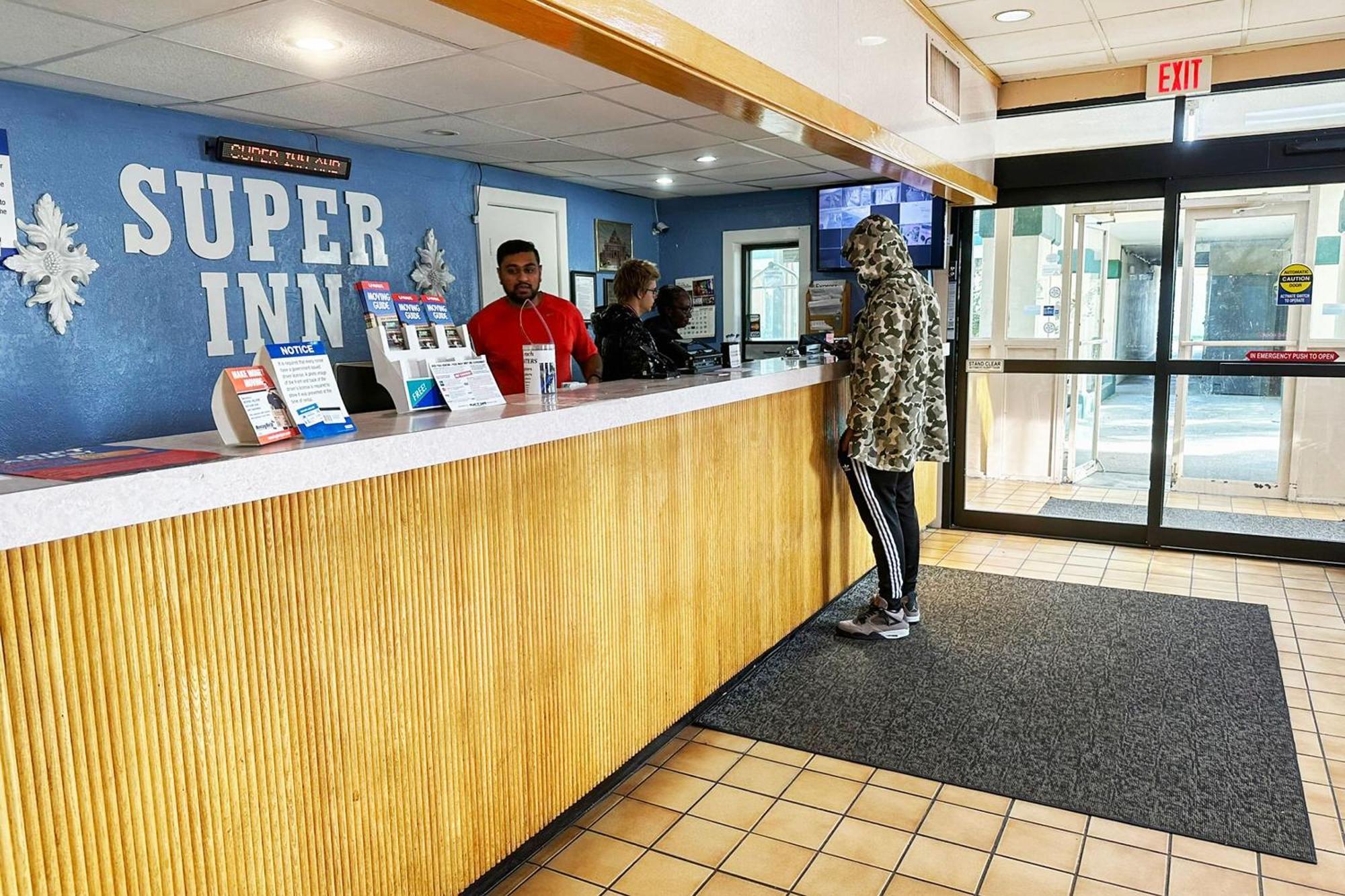 Super Inn & Suites By Oyo Milledgeville Εξωτερικό φωτογραφία