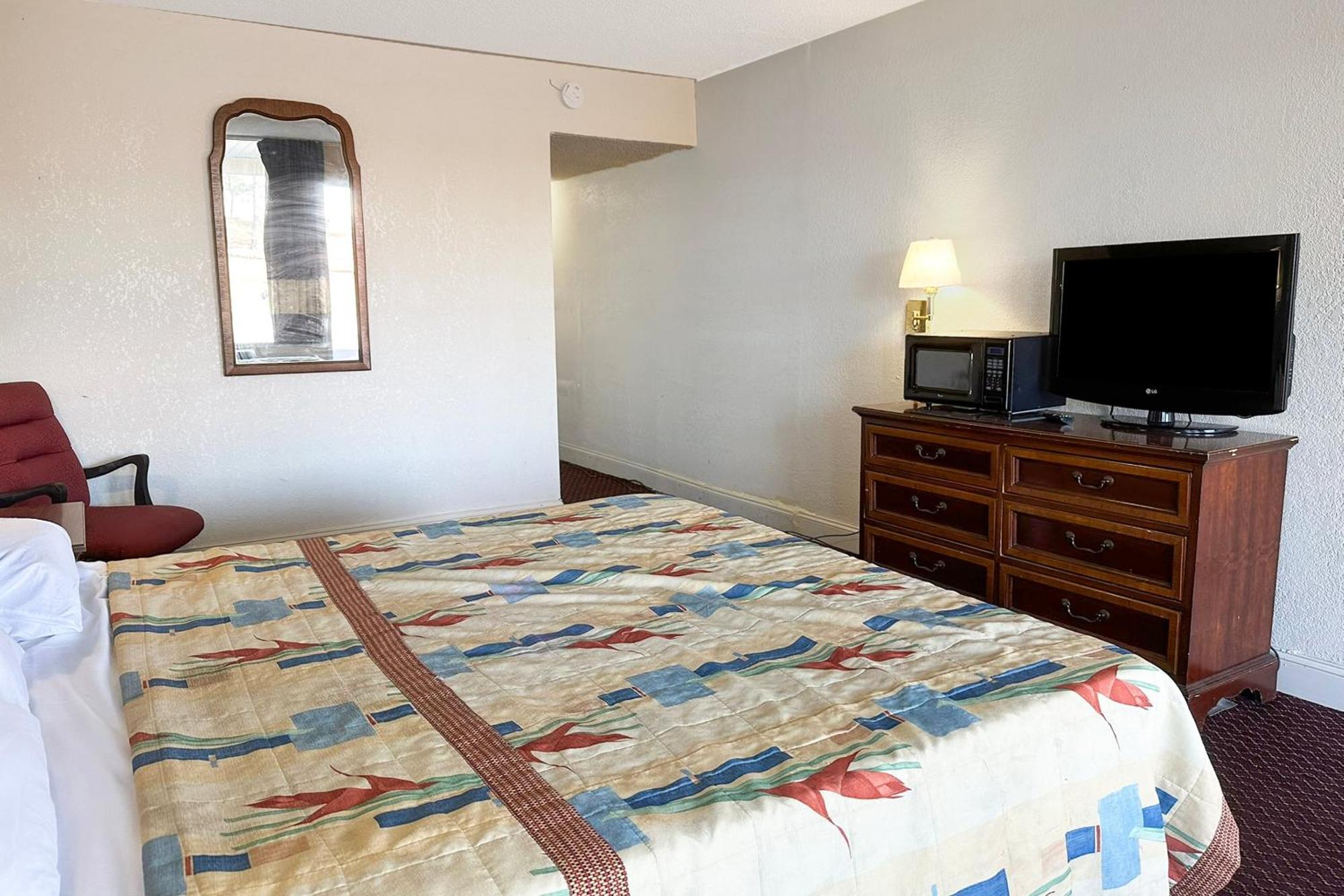 Super Inn & Suites By Oyo Milledgeville Εξωτερικό φωτογραφία