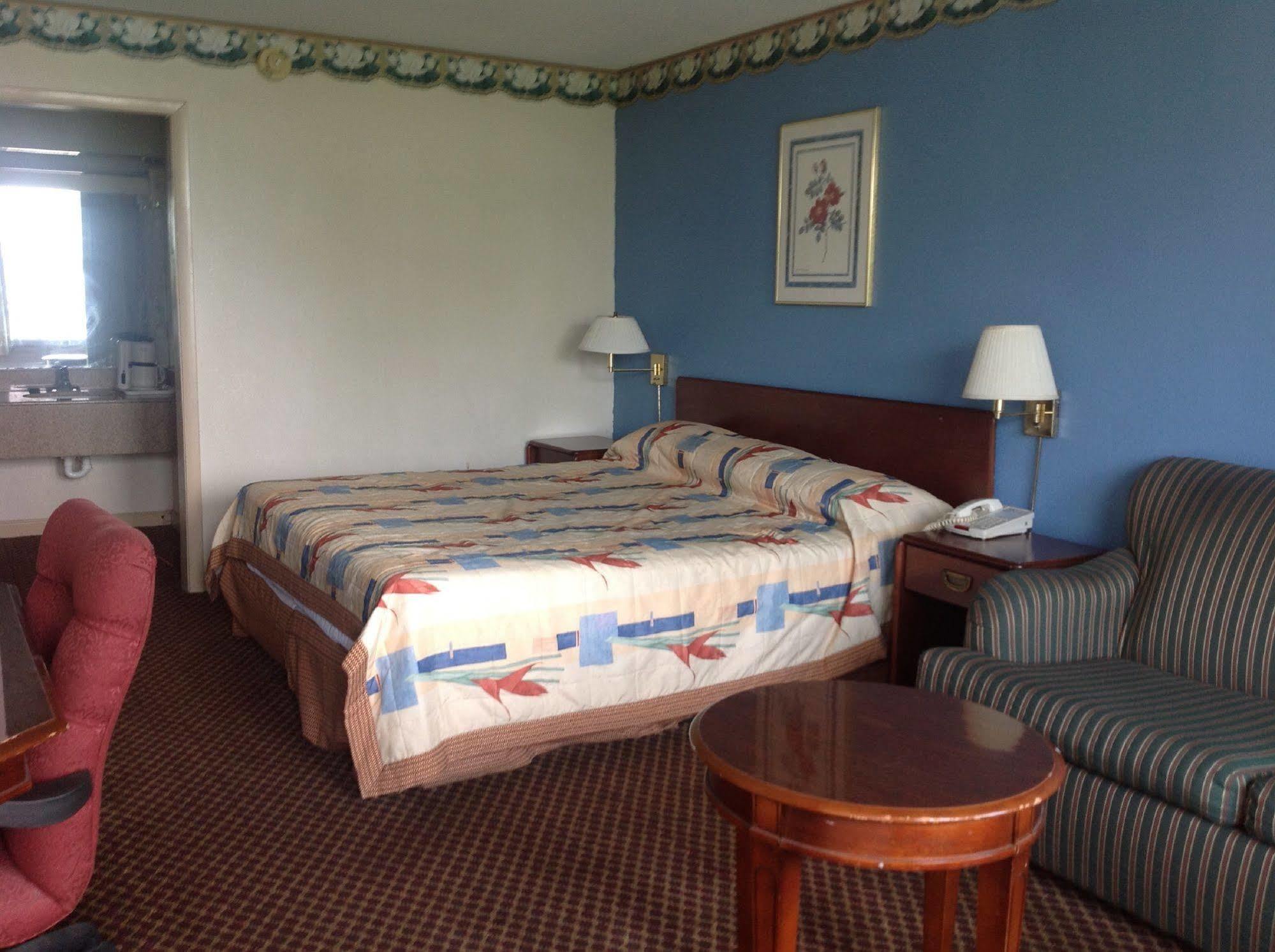 Super Inn & Suites By Oyo Milledgeville Εξωτερικό φωτογραφία